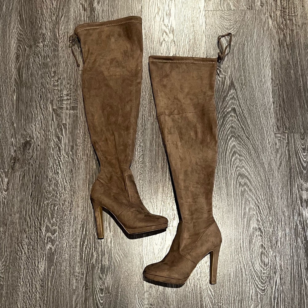 Light Brown Over The Knee Boots Size 8